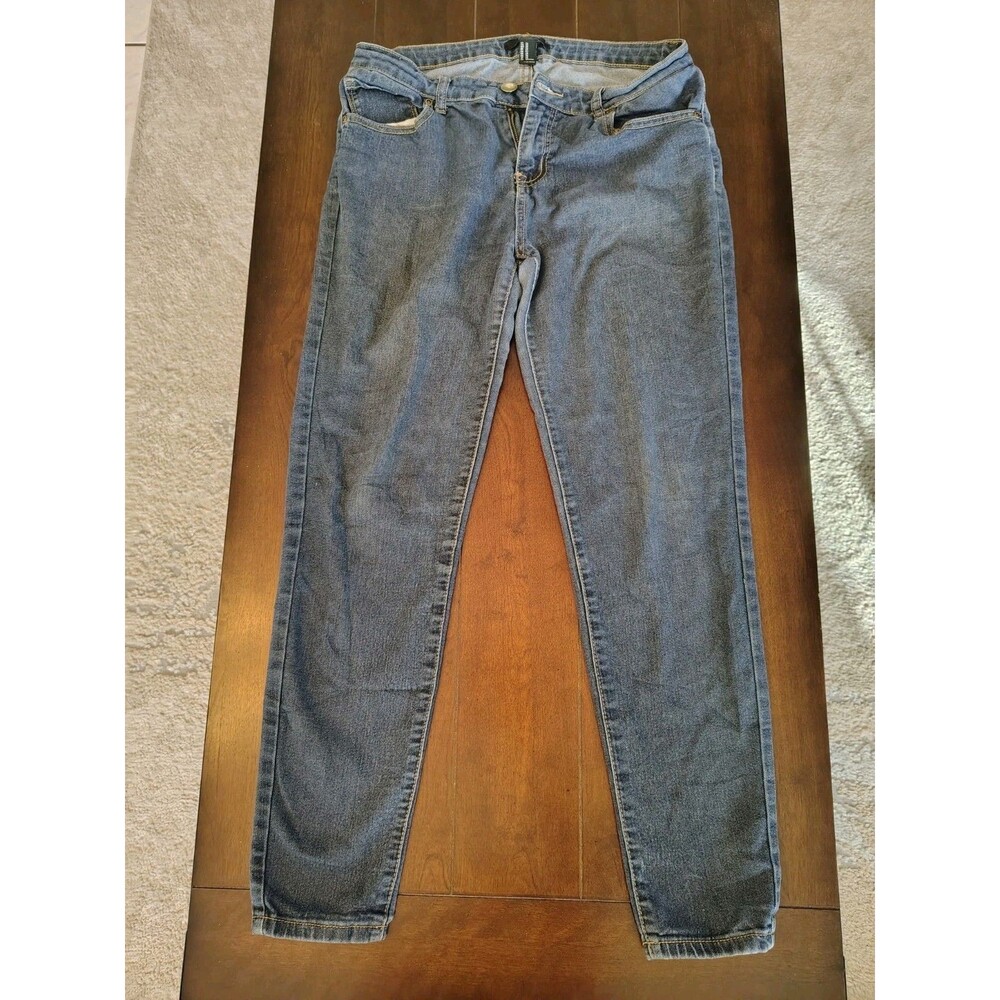 FOREVER 21 Woman's distressed Ankle Zip Skinny Jeans Sz 29